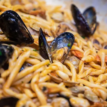 Gambrinus - Valentini Family Village ホテル 4*