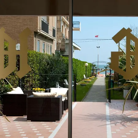 Gambrinus - Valentini Family Village 酒店 4*